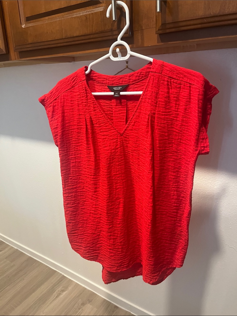 Simply Vera Vera Wang Red Textured V-Neck Cap Sleeve Blouse